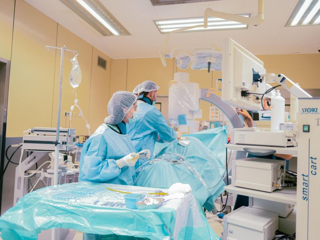 Anesthesia.. How does it make us lose consciousness?