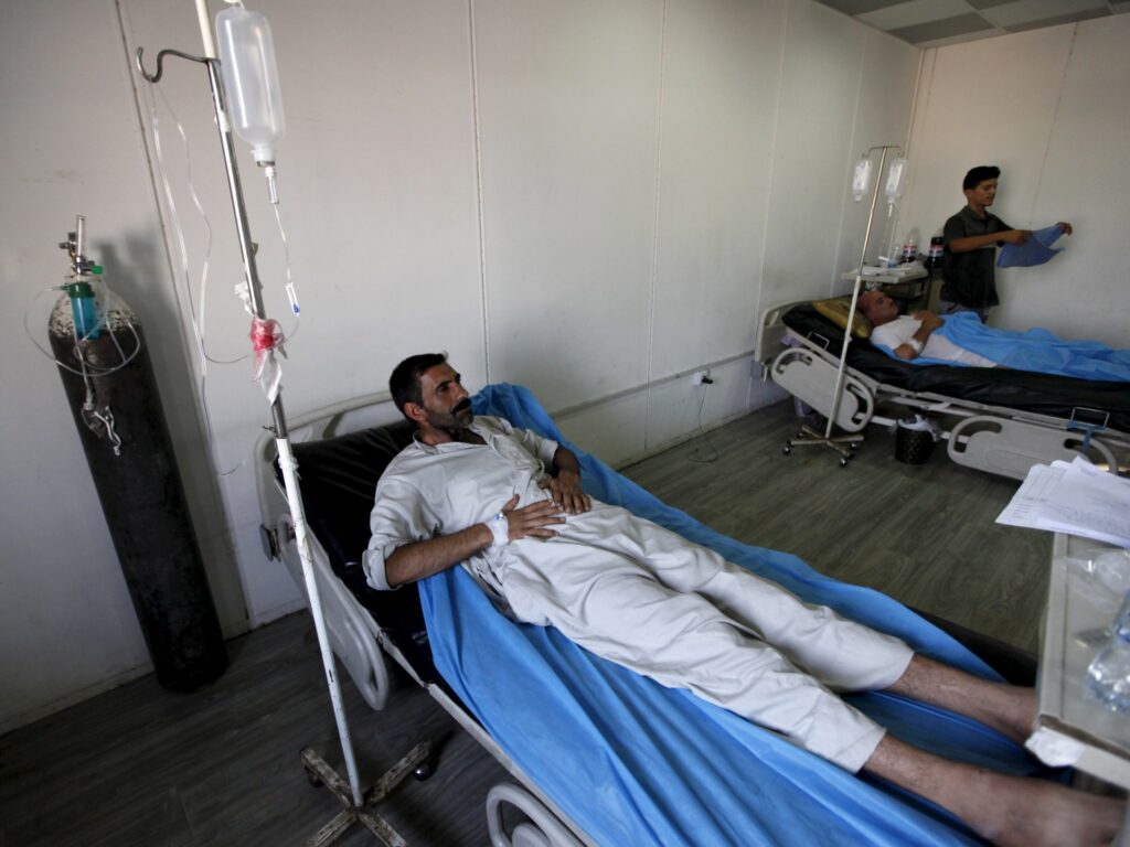 Cholera and hemorrhagic fever in Iraq...a health response and preventive measures to limit their spread