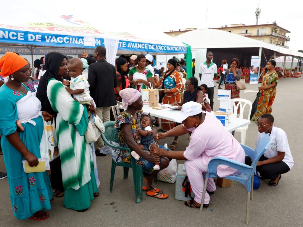 Can mosquitoes provide malaria vaccines?