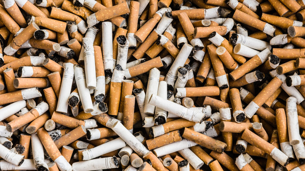 German expert: Smoking is associated with certain situations for many smokers