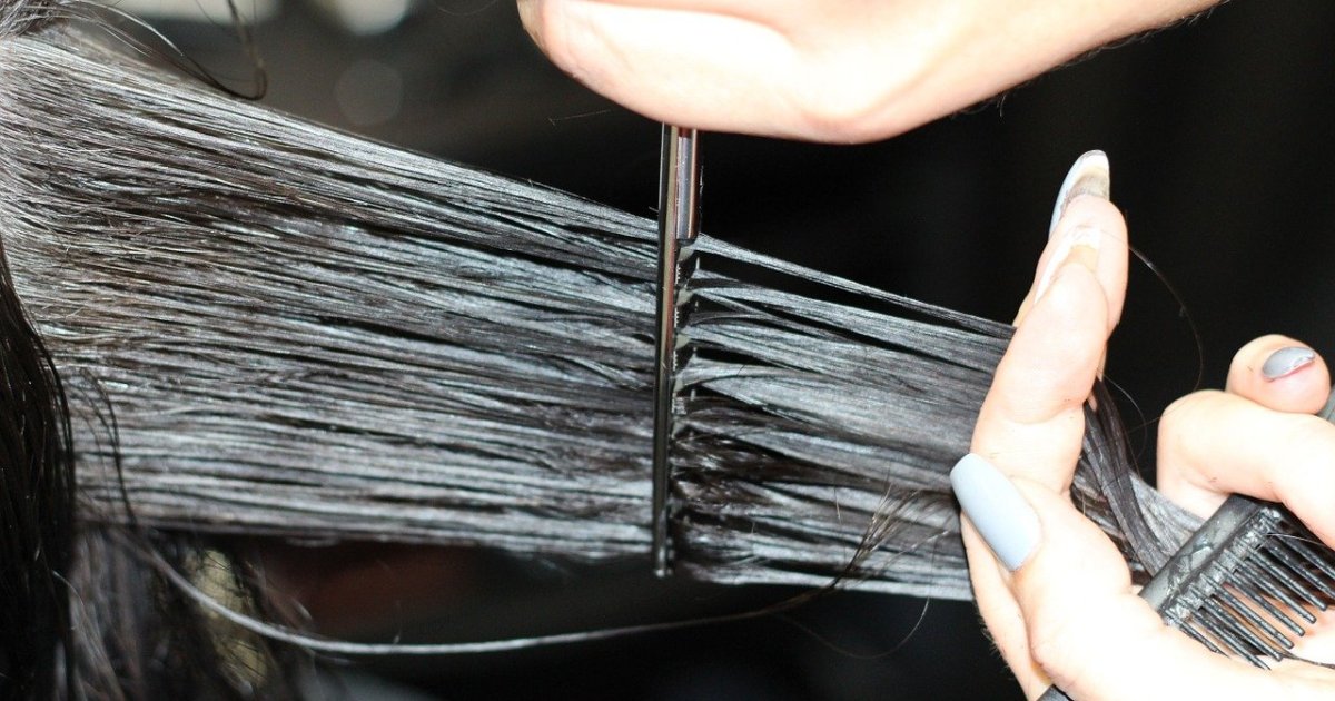 Urgent warning regarding hair straightening...it poses a risk of cancer