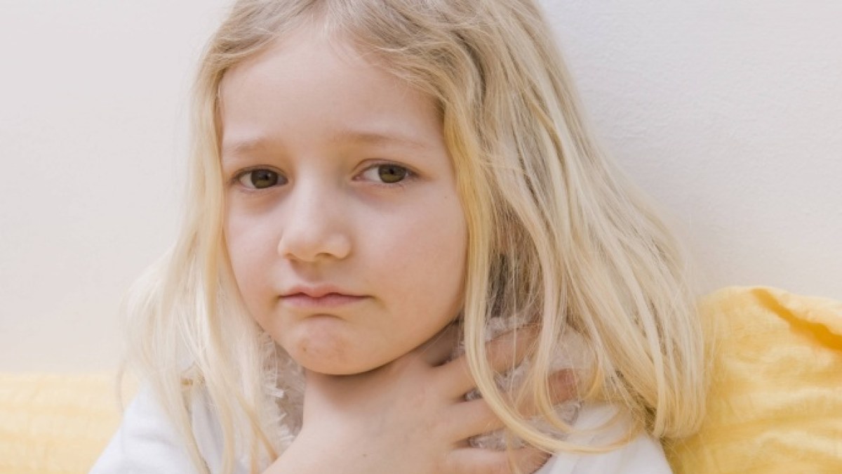 Removing the tonsils may improve the health of children with light apnea during sleep