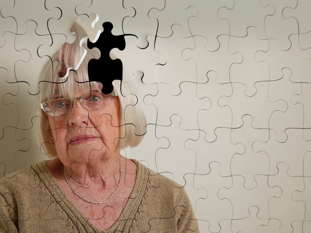 A new study shows the effectiveness of an experimental drug in the treatment of Alzheimer's disease