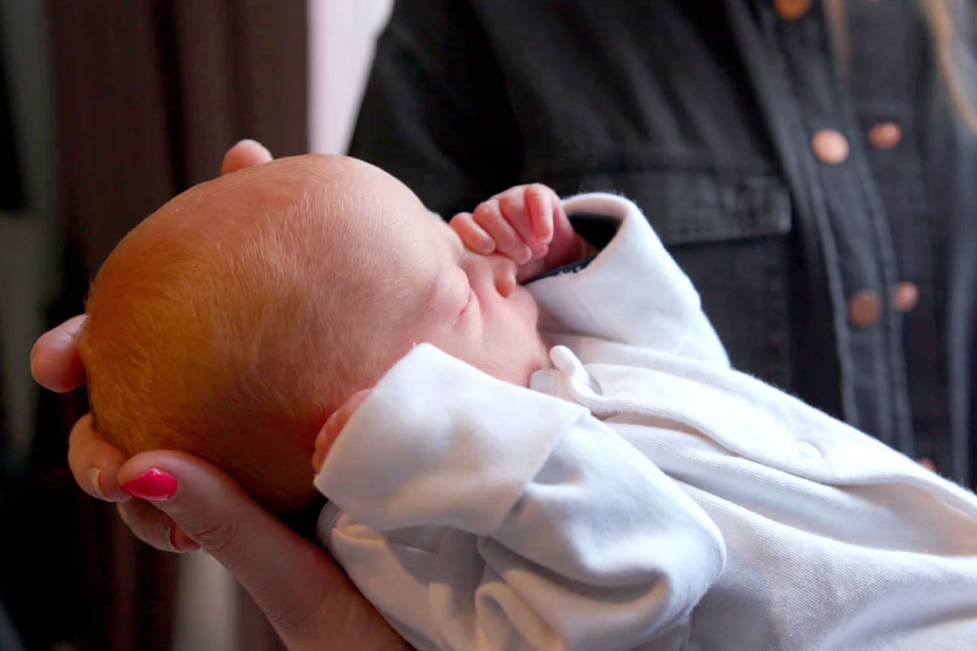 The birth of the first British girl from the womb of cultivated