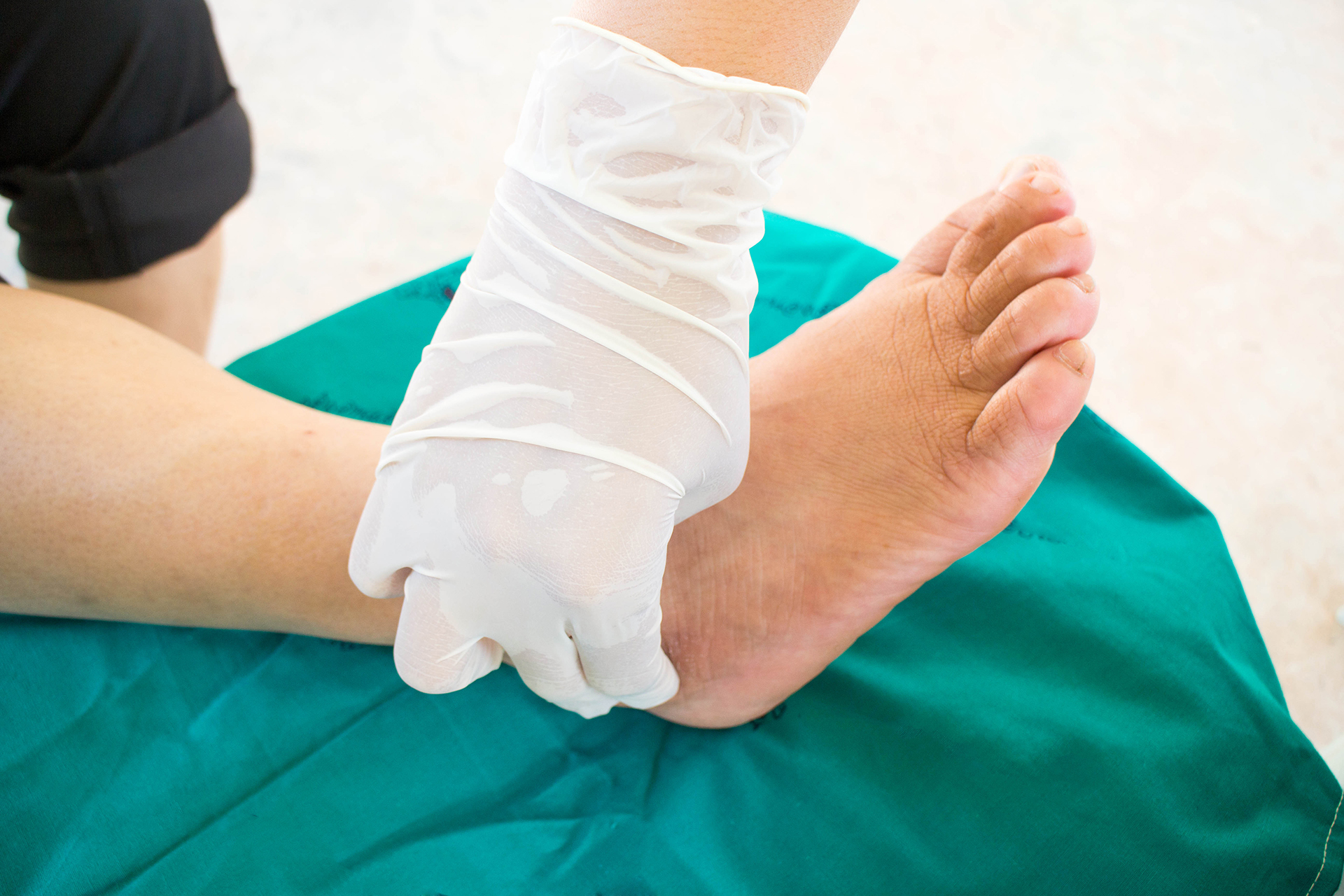 Where did medicine arrived in the treatment of diabetic wounds?
