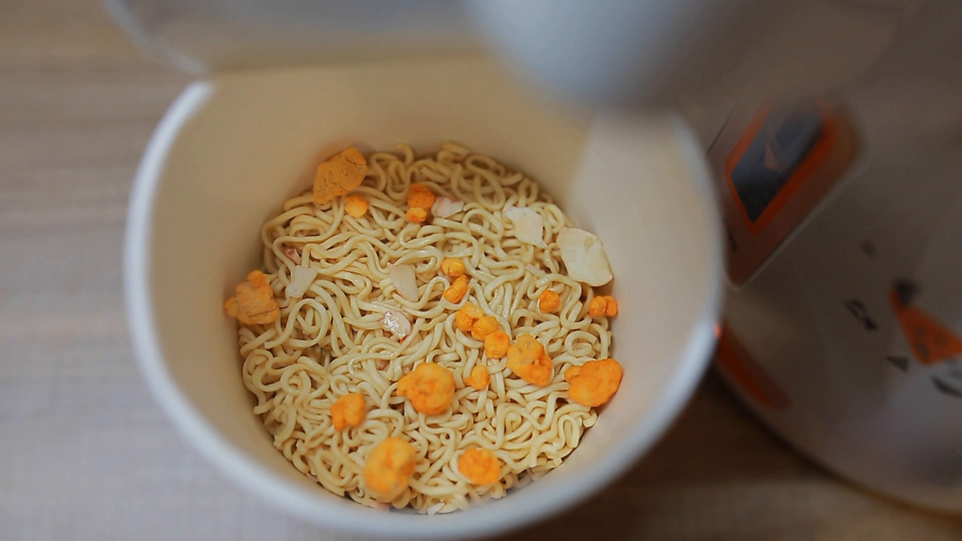 The Noodles meal provokes the anger of the Egyptians .. What is the story?