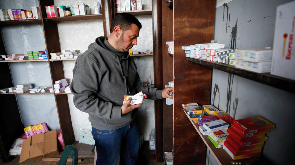 Israeli siege and genocide threaten the lives of cancer patients in Gaza