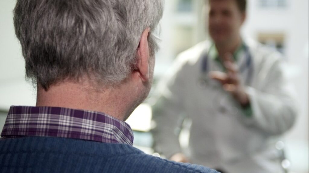 Why are men more susceptible to bladder cancer?