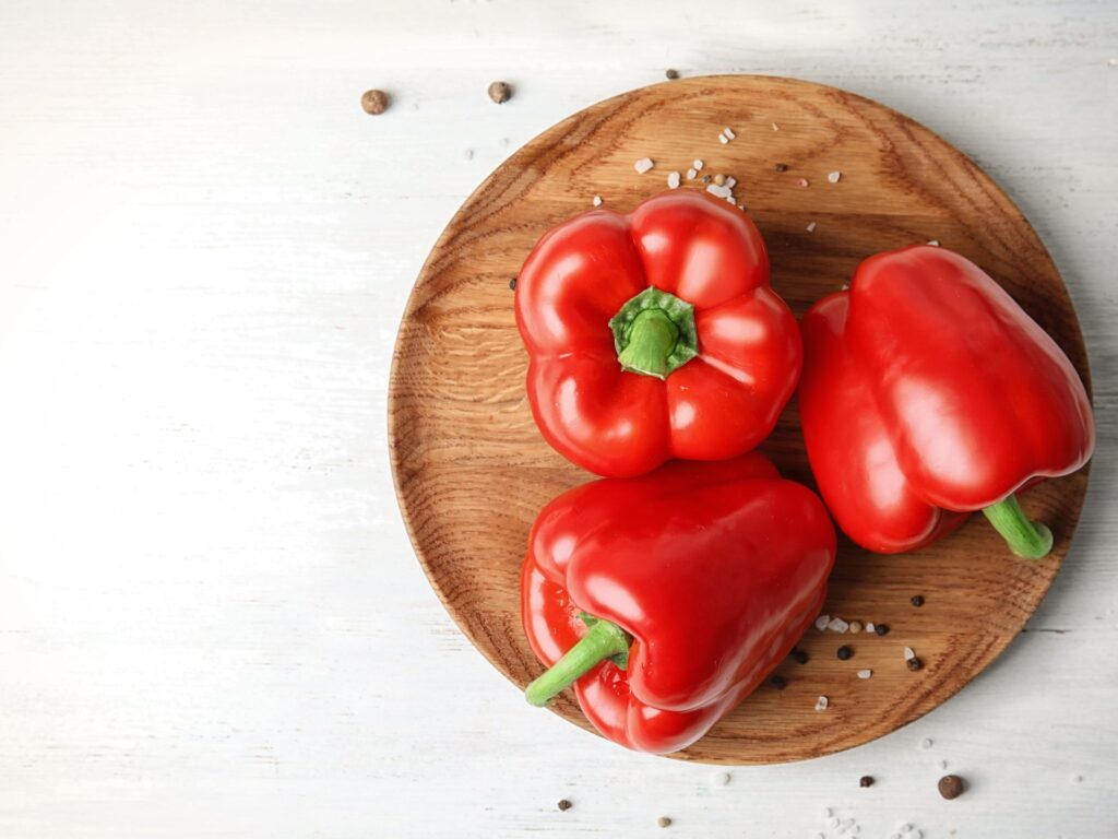 Red peppers, including... 4 foods that contain more vitamin C than oranges