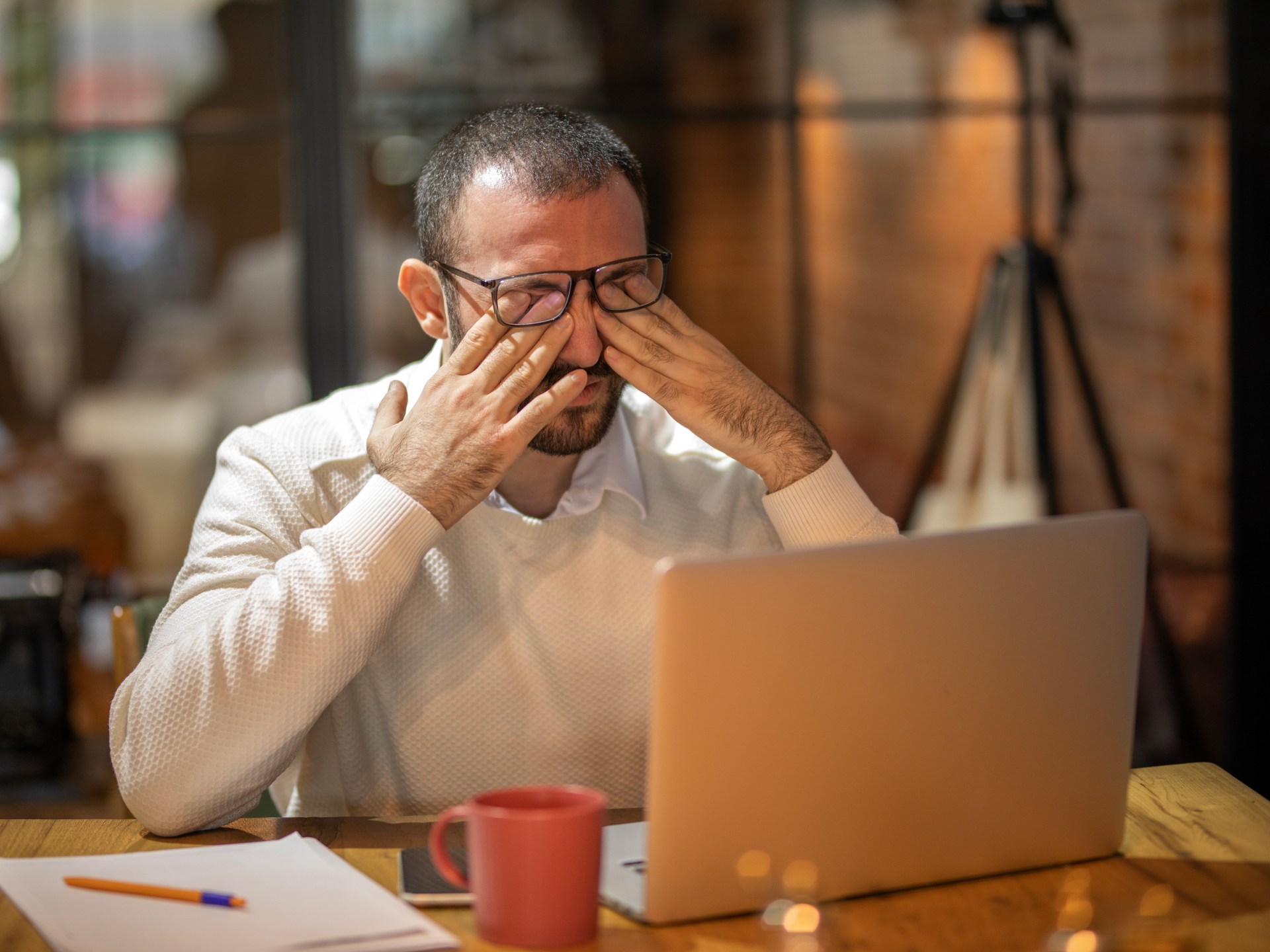 This is how you deal with dry eyes