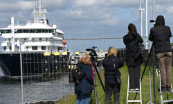 Rotterdam receives the stricken Hanta ship with strict measures