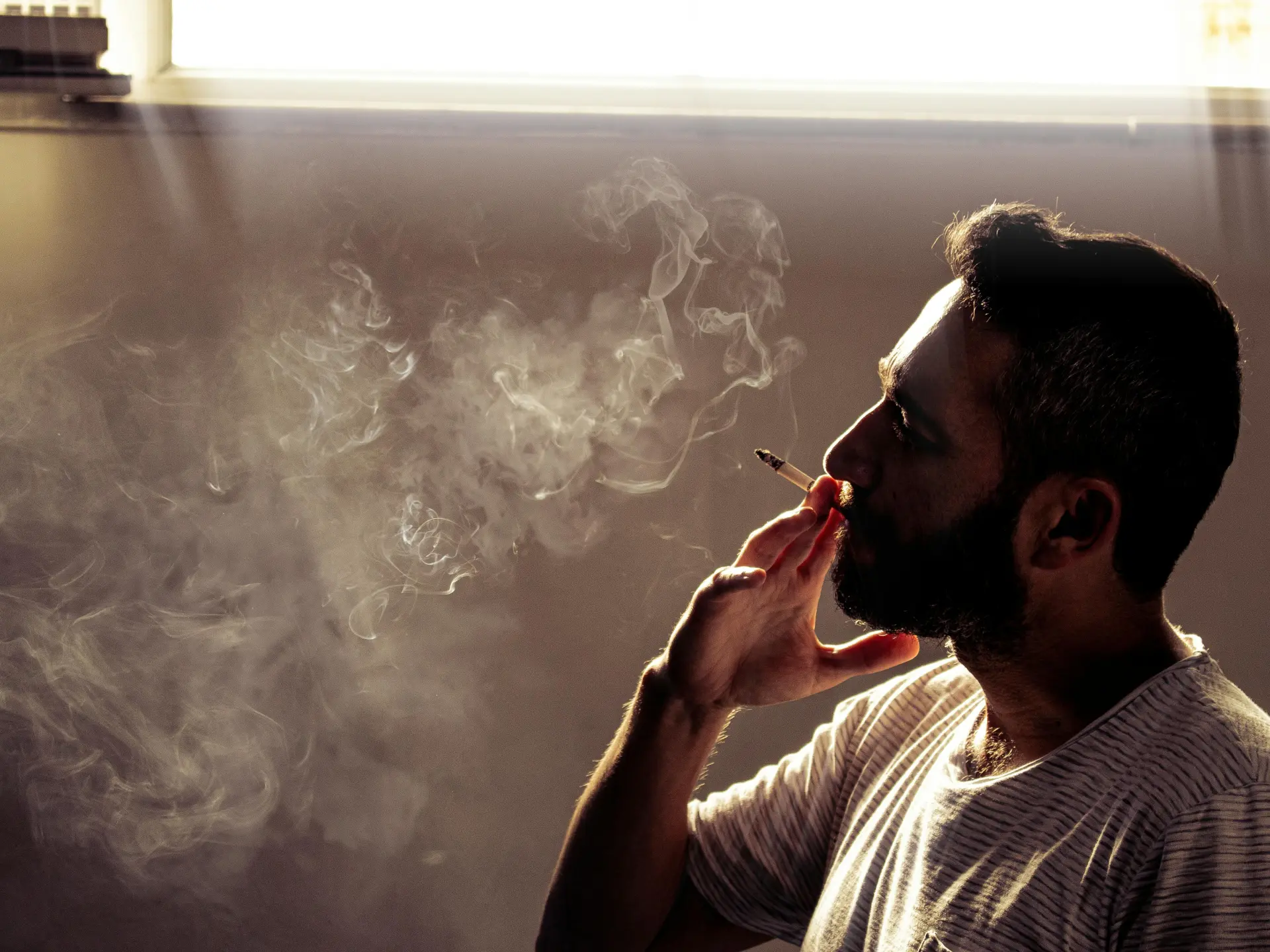 Smoking threatens the health of 1.2 billion people around the world