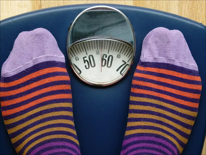 Although crash diets help one lose weight in a short time, the weight gains again just as quickly when returning to old eating habits, and the original weight is often exceeded. (Publication is free for clients of the German News Agency “dpa”. The image may only be used with the aforementioned text and provided that its source is indicated.) Lens: dpa