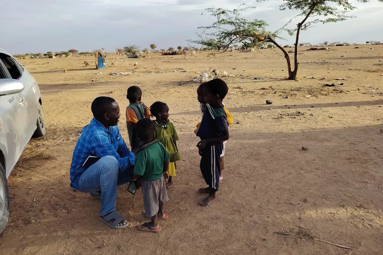 Scenes of newly displaced people arriving at Karyari camp in eastern Chad - Source: Al Jazeera Net