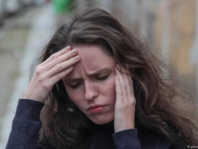 Do migraines affect women more than men?
