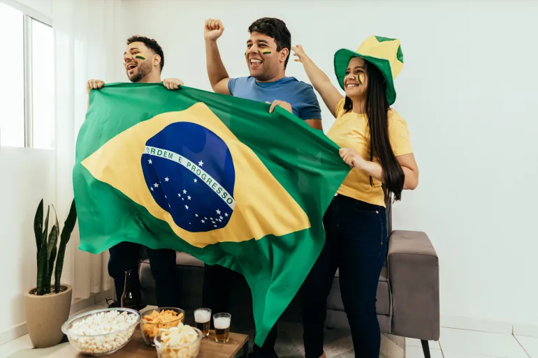 Sports identity makes the fan feel that his team is part of his identity, and he is affected by winning and losing to different degrees