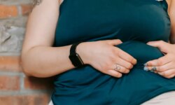 It is not always due to gas.. What does abdominal bloating reveal after eating?