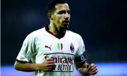 Algerian bin Nasser approaches Al Gharafa