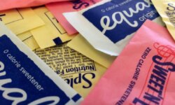 Do sugar-free products pose a danger to the brain?