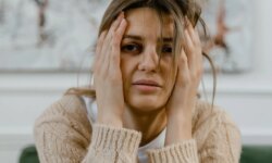 Dizziness when standing.. When is it transient and when does it indicate a blood pressure disorder?