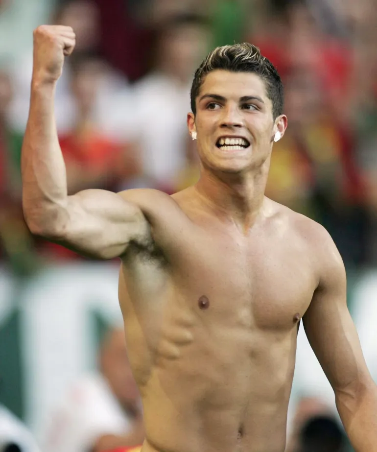 LISBON, PORTUGAL - JUNE 30: Fussball: Euro 2004 in Portugal, Halbfinale / Spiel 29, Lissabon; Portugal - Niederland ( POR - NED ) 2:1; Cristiano RONALDO / POR 30.06.04. (Photo by Martin Rose/Bongarts/Getty Images)