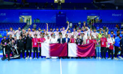 The first mission to defend the gold begins today.. I support the hand facing Hong Kong