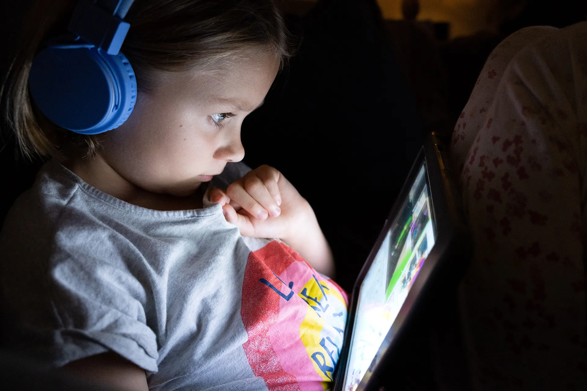 How do screens affect children's health?