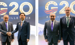 The Minister of Finance meets with international officials on the sidelines "G20"