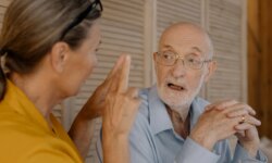The way you speak may hide early signals about your brain health