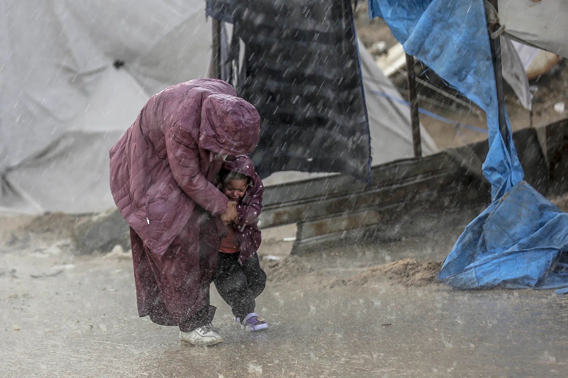 A new winter opens the doors to diseases and epidemics in Gaza