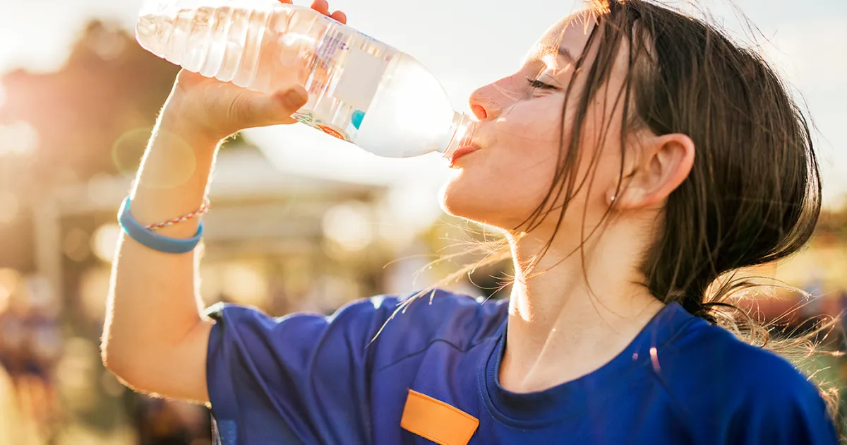 When water decreases...what happens to the brain, heart, and kidneys?