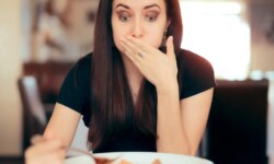 Medical warning: Early satiety may be a sign of illness
