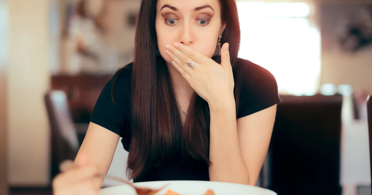 Medical warning: Early satiety may be a sign of illness
