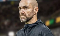The Bahrain Football Association signs Spaniard Sanchez to coach the first team